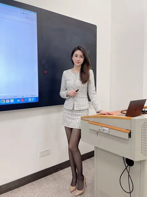 丁瑶