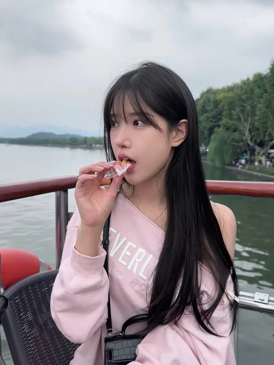 洛天依 的照片 2