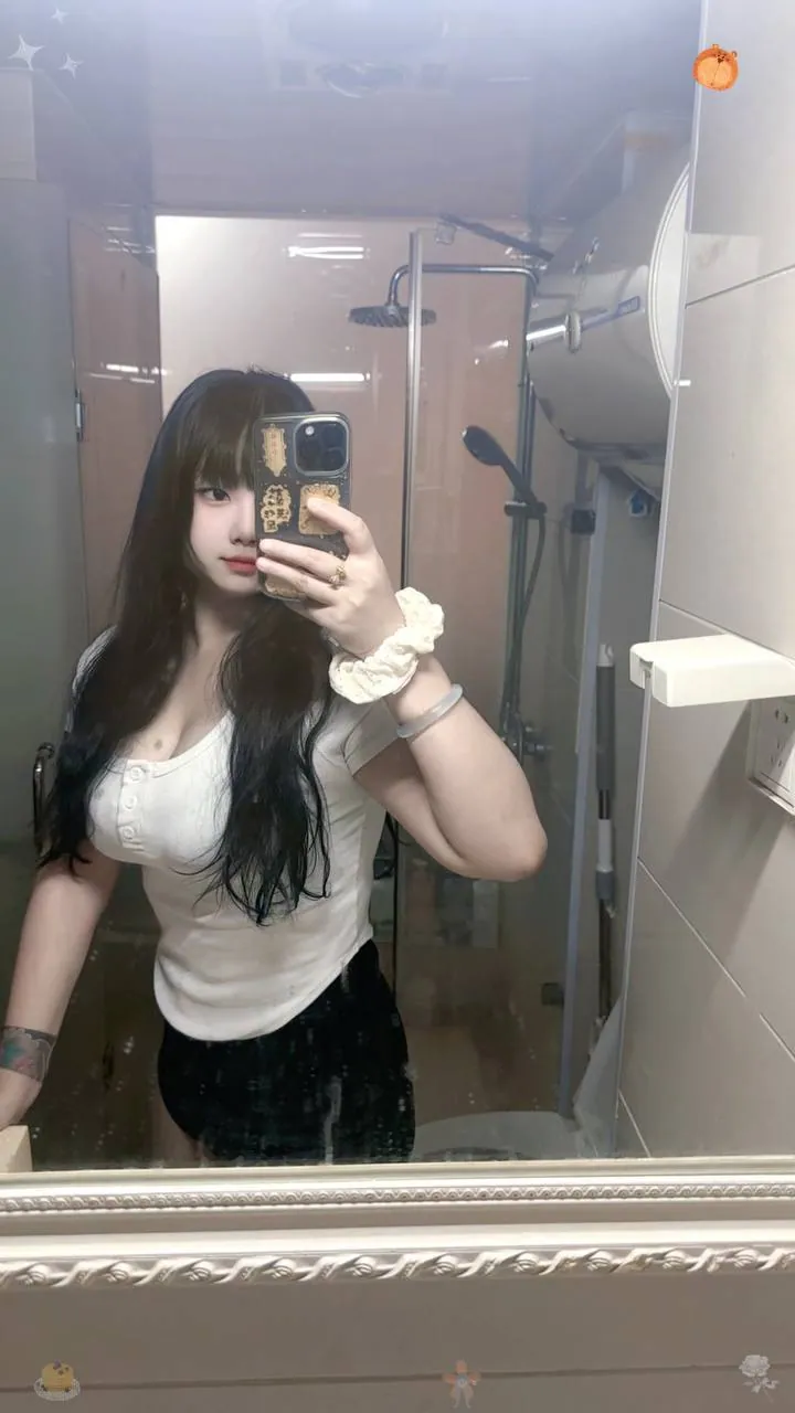 依萝 的照片 3