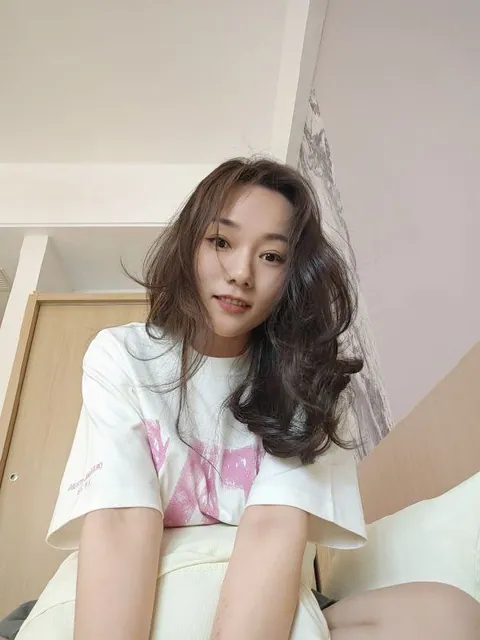 六月