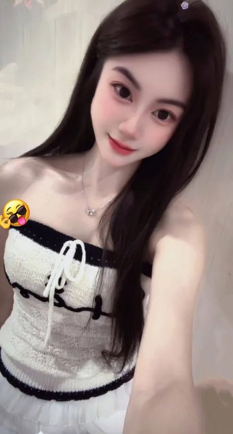 依依